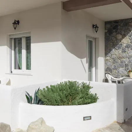 Apartahotel Pearl 3*