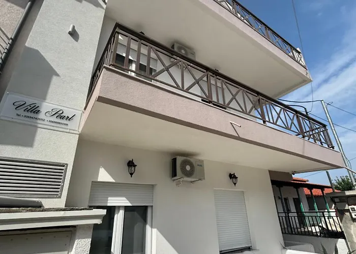 Pearl Apart Otel Polychrono