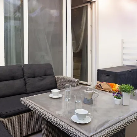 Aparthotel Pearl Polychrono